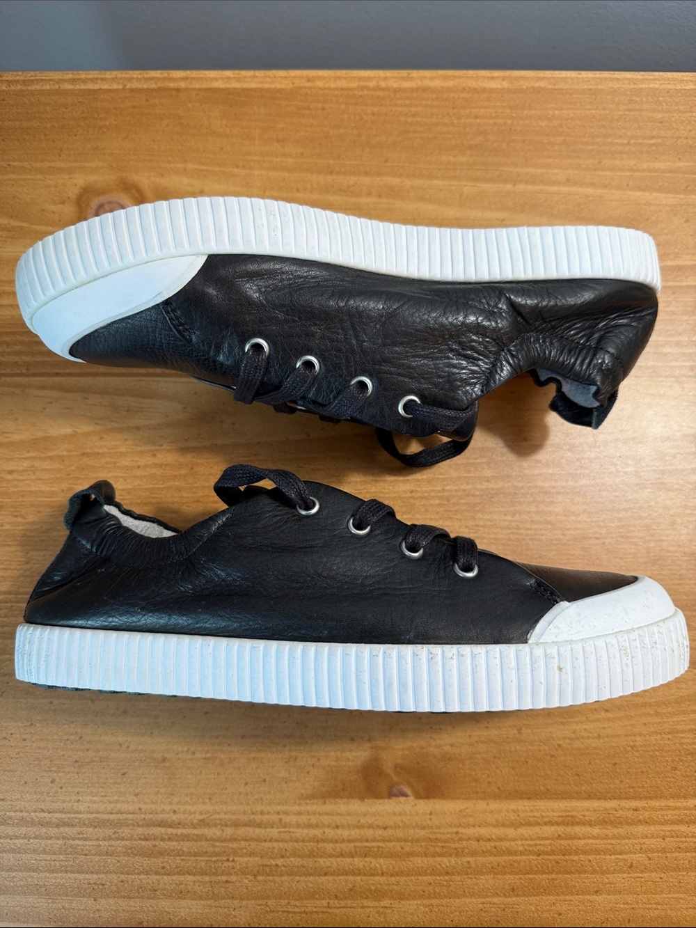 BLACKSTONE RL78 Leather Black White Low Sneakers